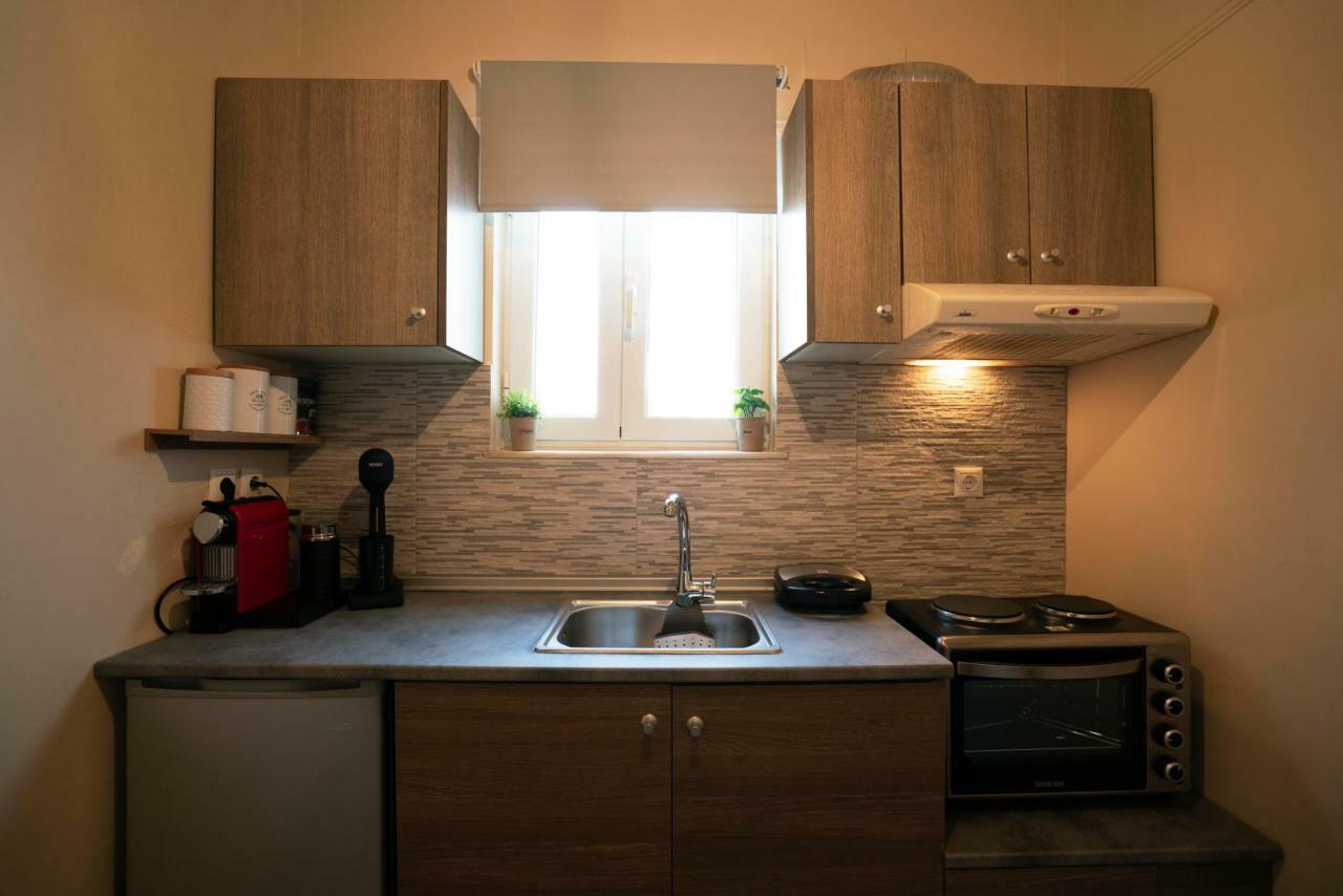 Cozy Apt Next To Metro And Close To Acropolis! Atenas Exterior foto