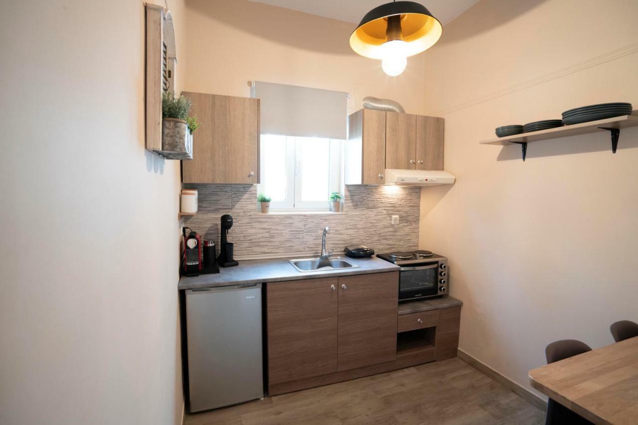 Cozy Apt Next To Metro And Close To Acropolis! Atenas Exterior foto