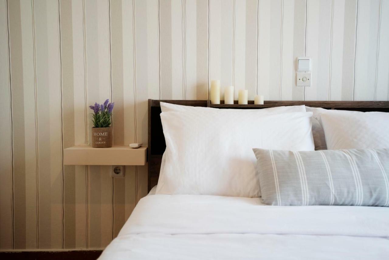 Cozy Apt Next To Metro And Close To Acropolis! Atenas Exterior foto